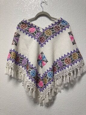 Embroidered Fringe Poncho in White with Multicolor Floral Motifs